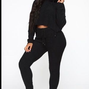 Couldn’t be cozier Black sweater set